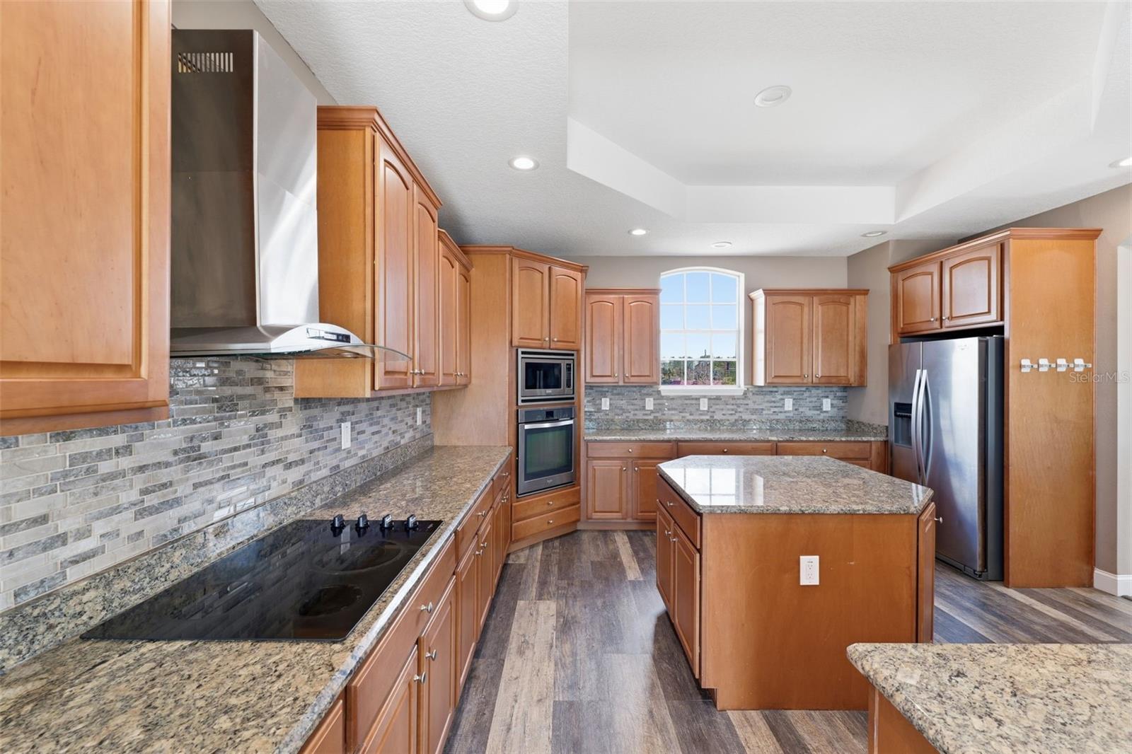 HUDSON BEACH ESTATES - Residential