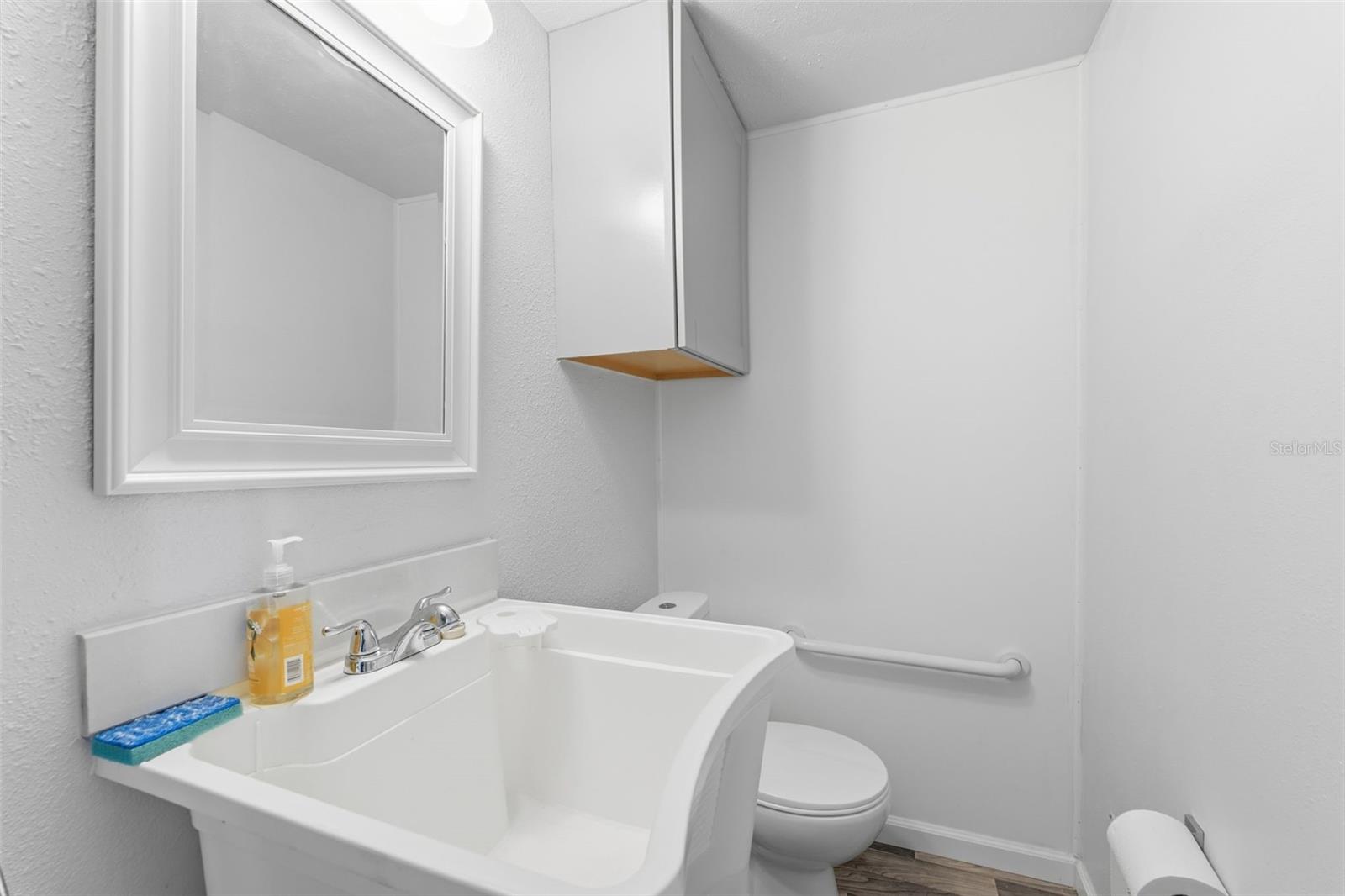 HUDSON BEACH ESTATES - Residential