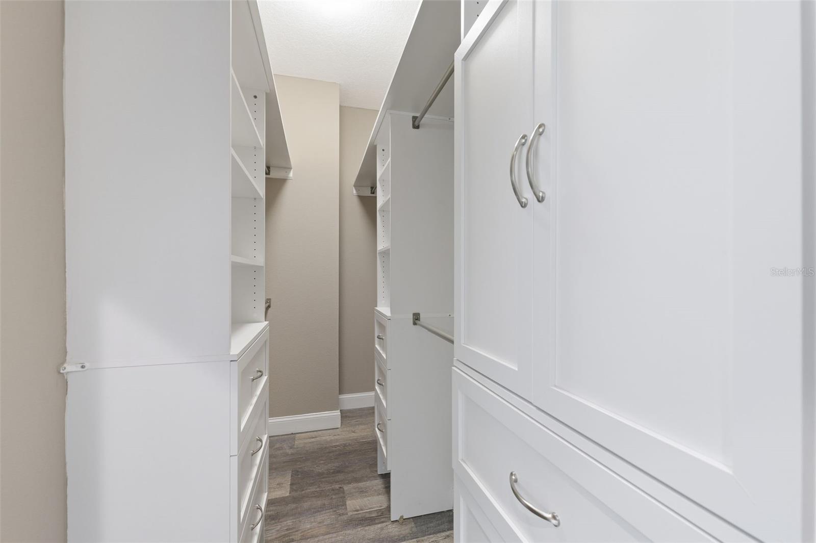 HUDSON BEACH ESTATES - Residential