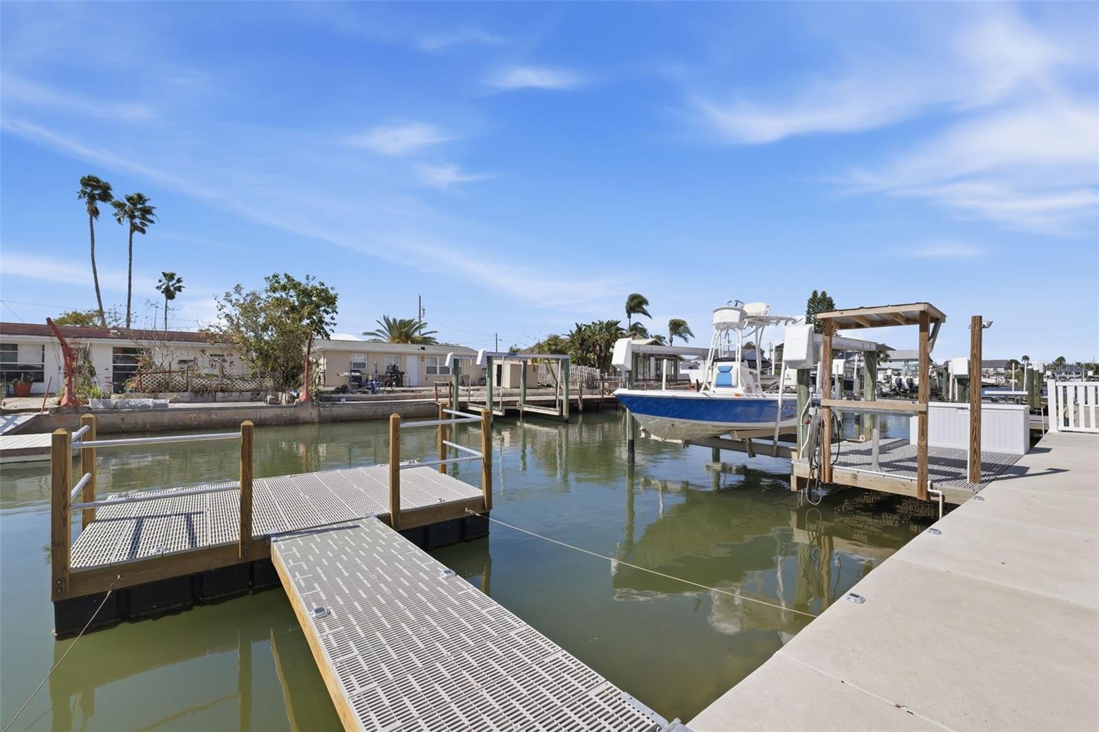 HUDSON BEACH ESTATES - Residential