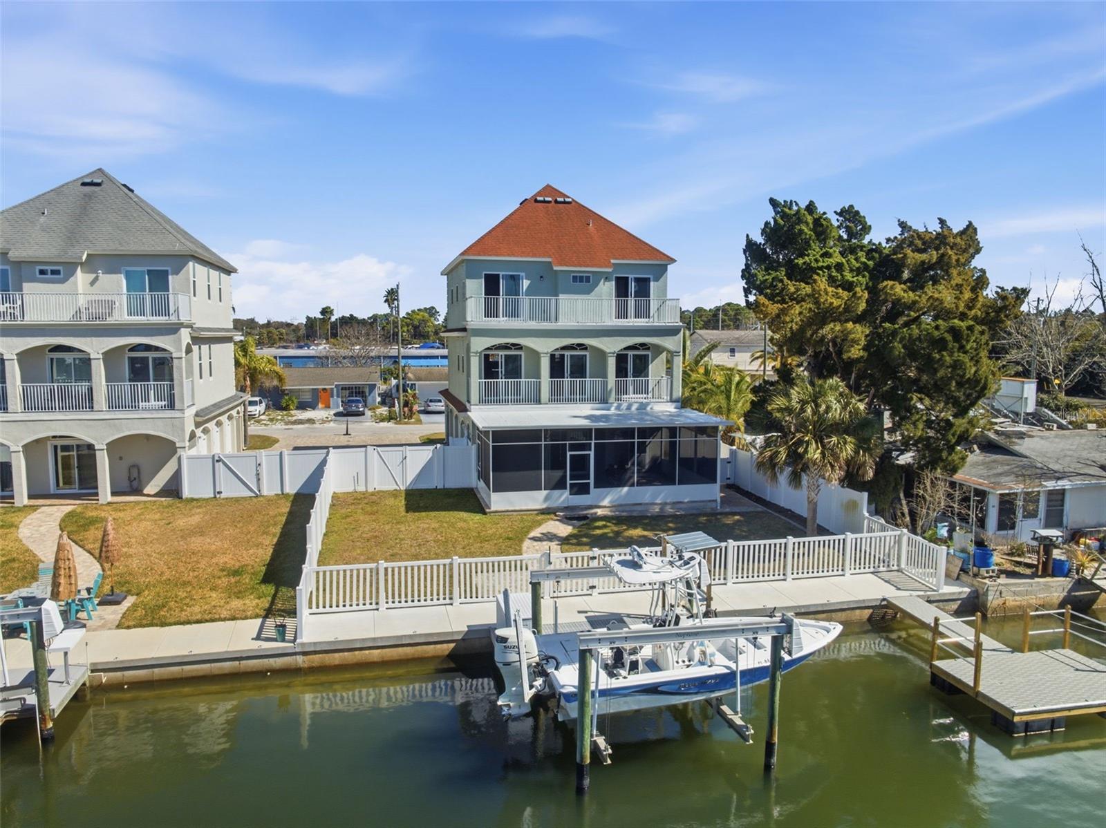 HUDSON BEACH ESTATES - Residential