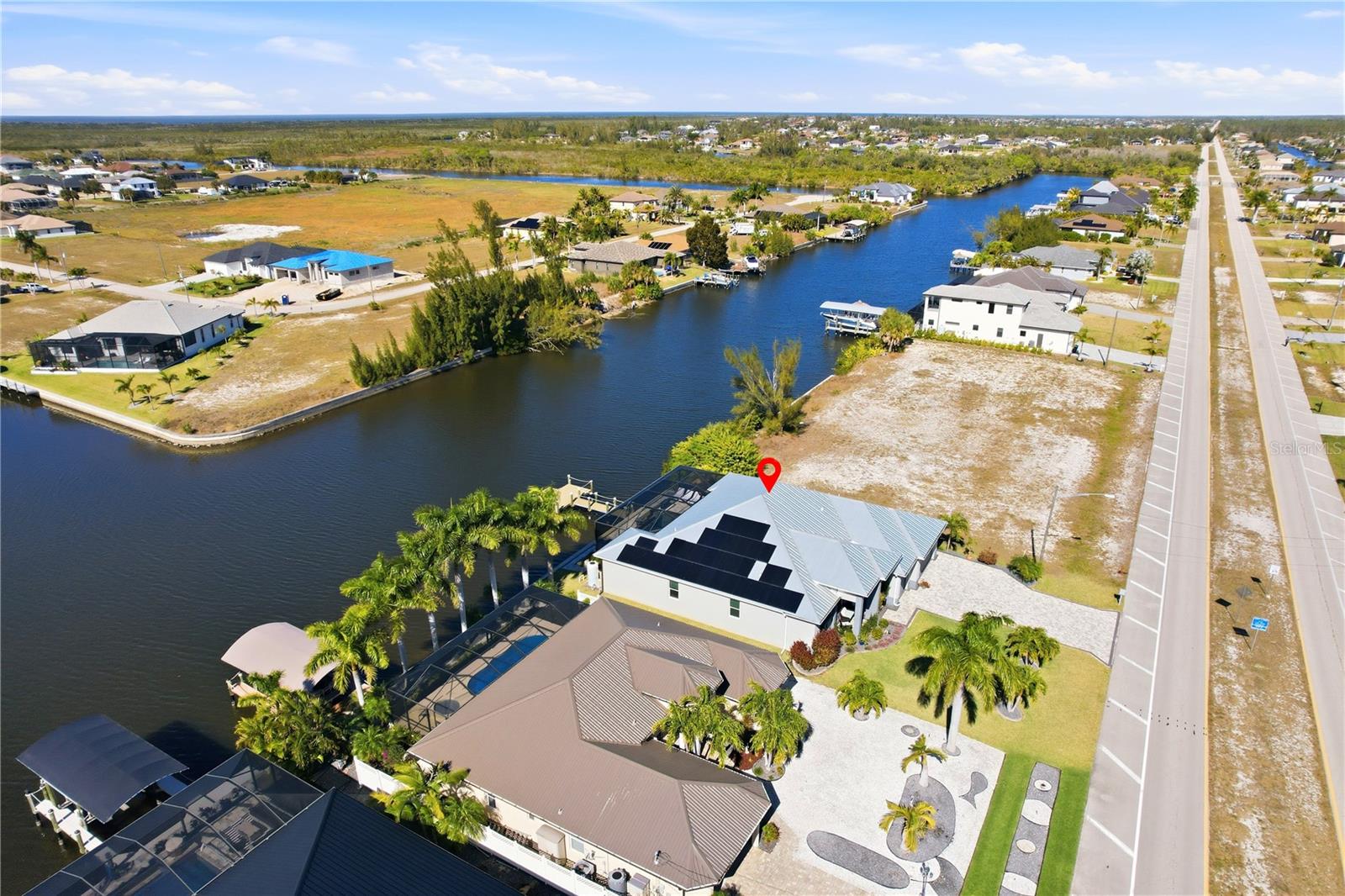 CAPE CORAL - Residential