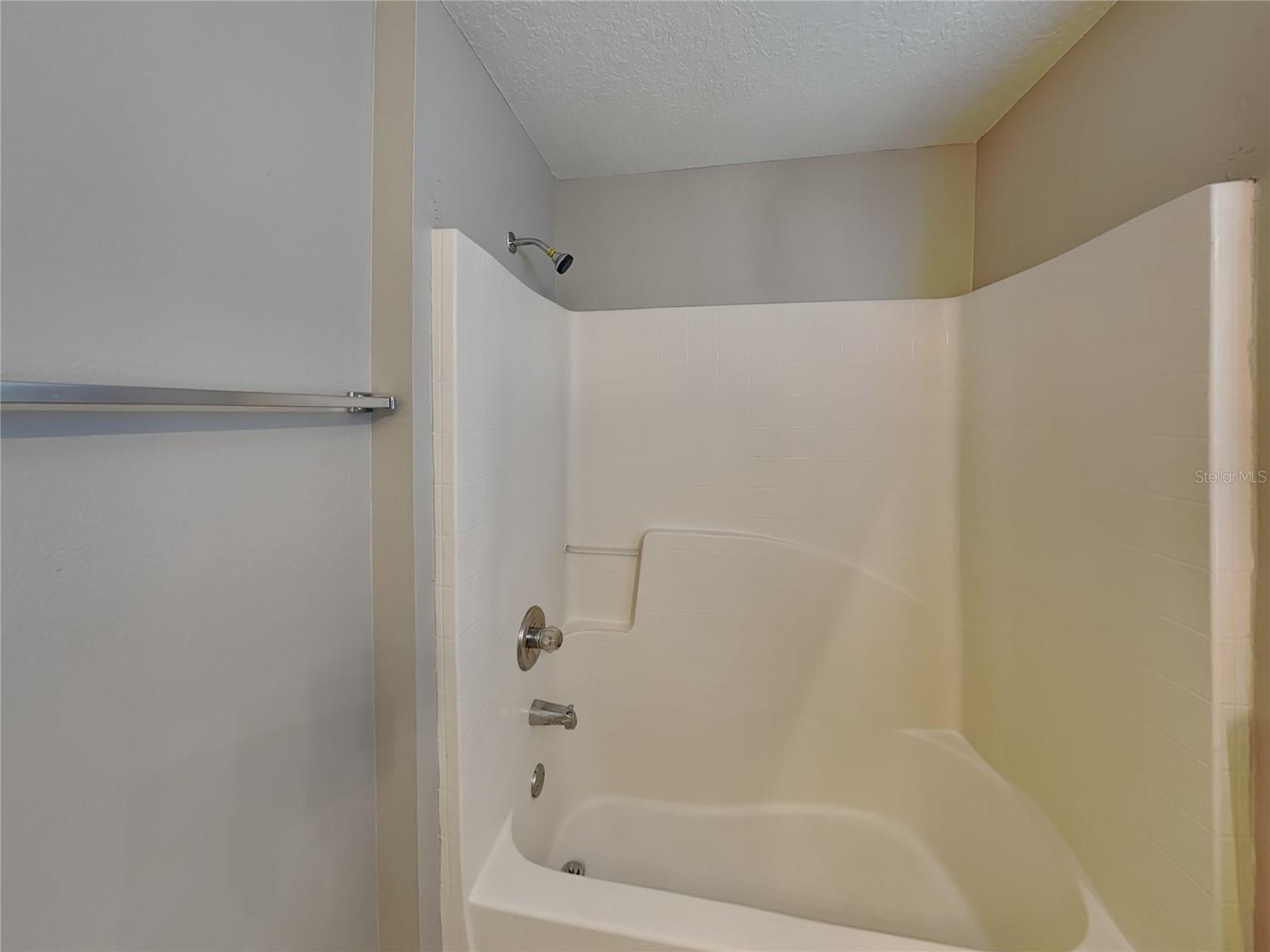 HERITAGE - Residential Lease