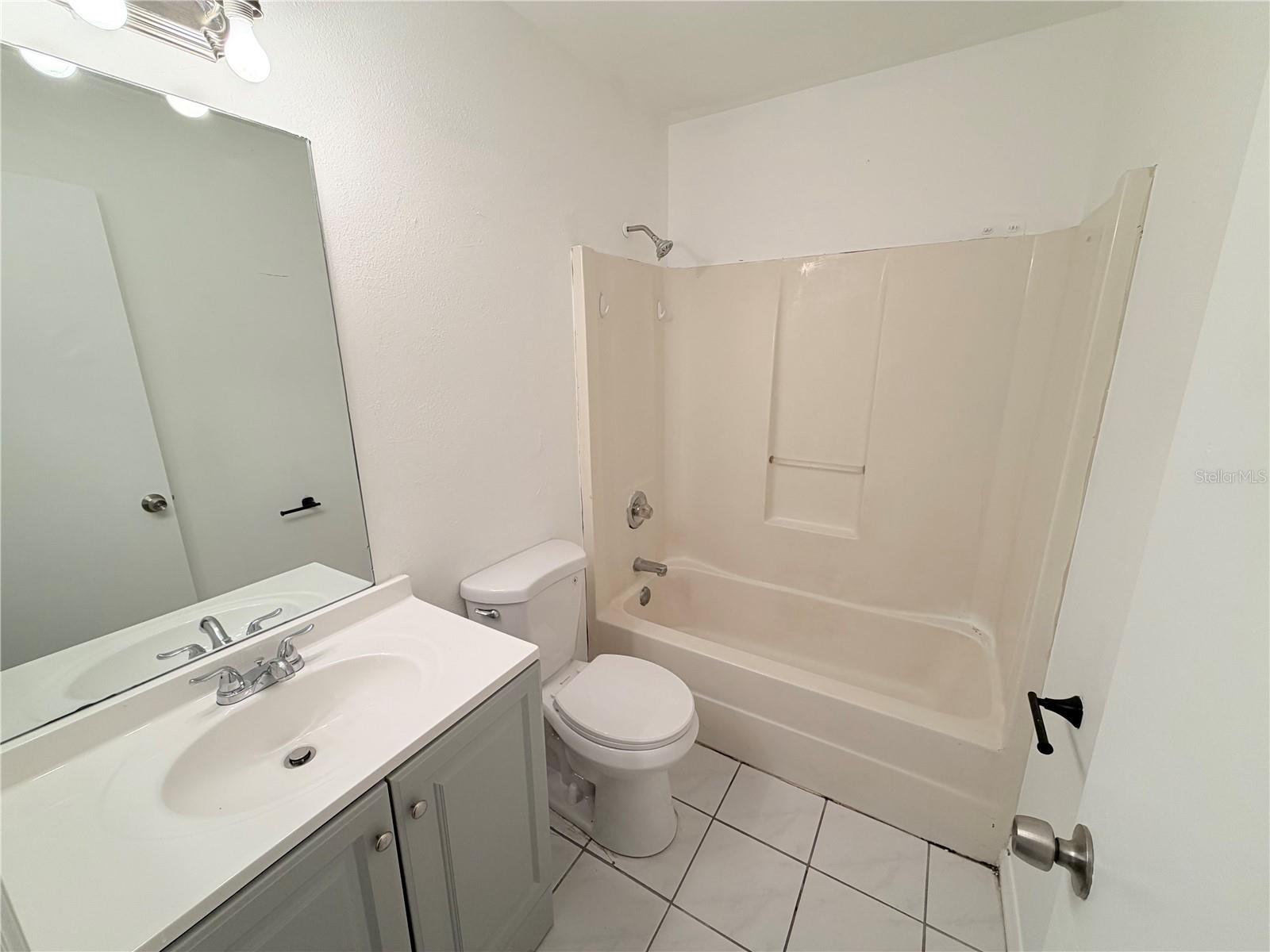 DELTONA LAKES UNIT 32 - Residential