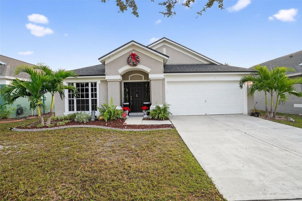 Photo of 11519 Misty Isle Lane, Riverview, FL 33579 (MLS # TB8454573)