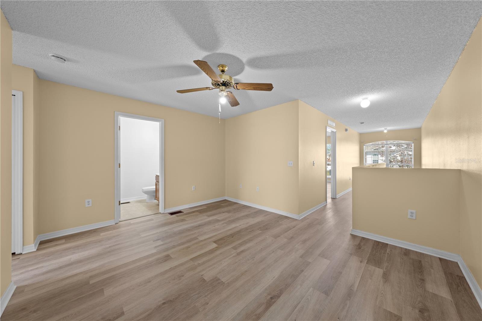 EAGLE BAY PH 1 - Residential