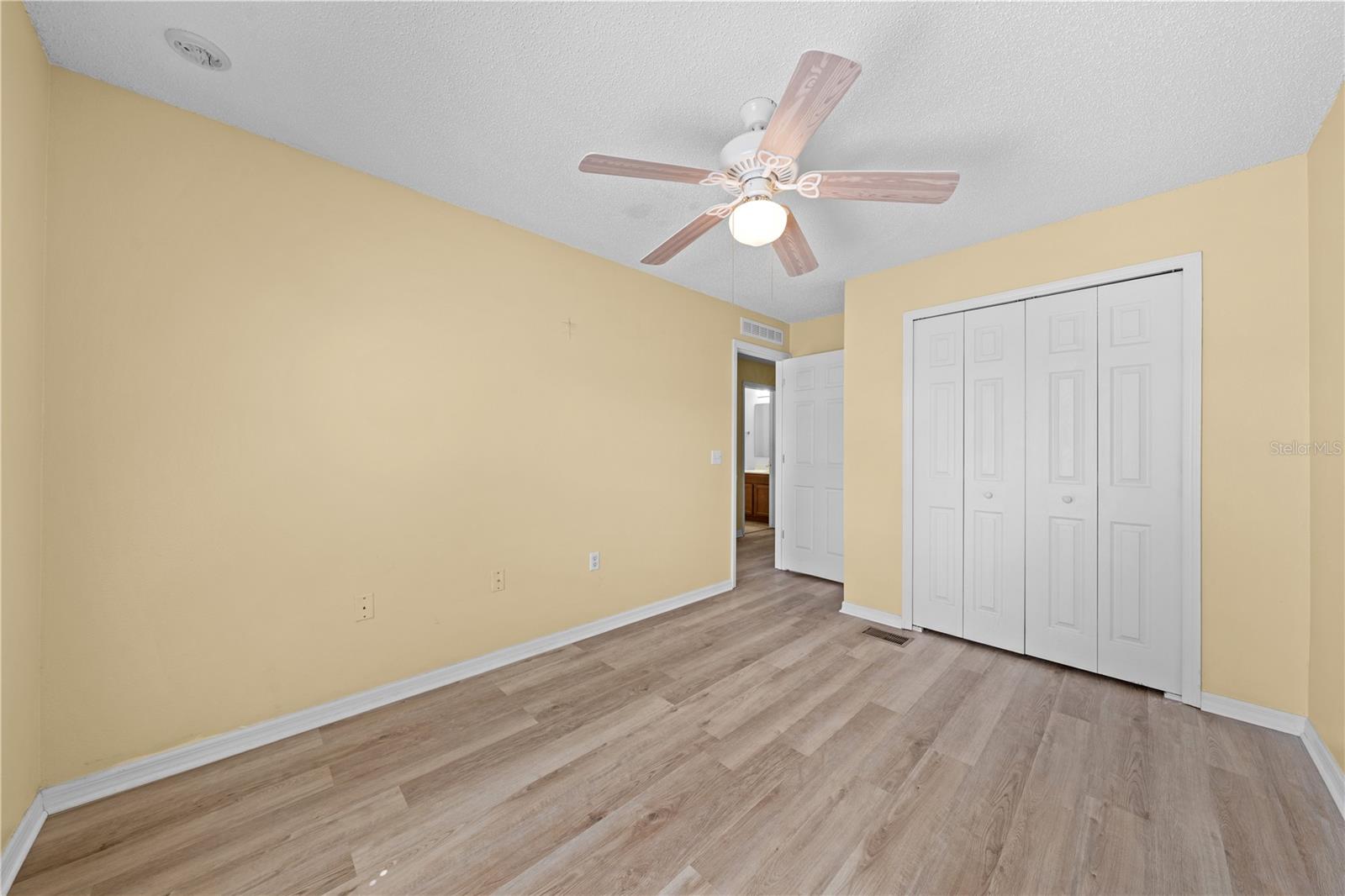 EAGLE BAY PH 1 - Residential