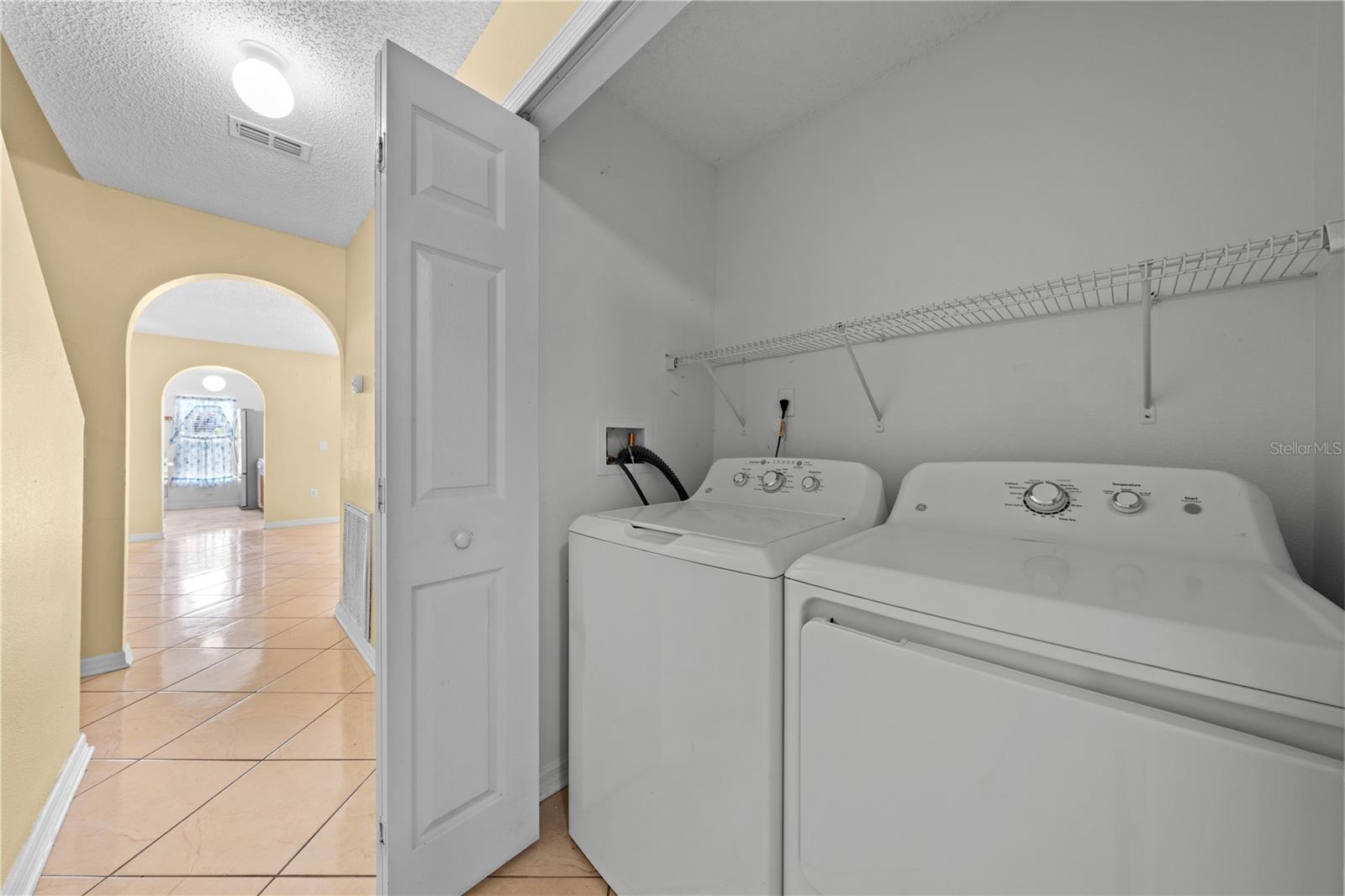 EAGLE BAY PH 1 - Residential