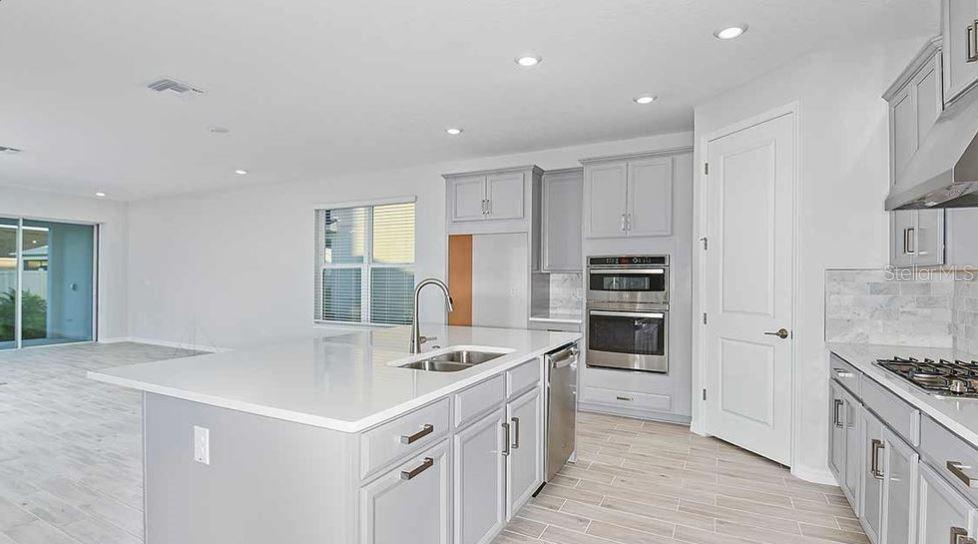 RIVER LANDING - Residential