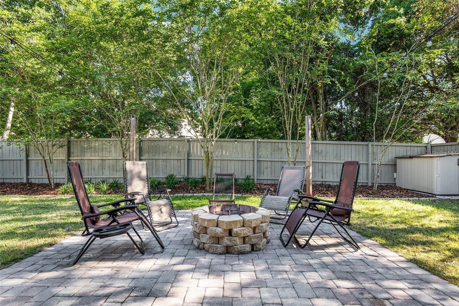 HAILE PLANTATION MARKET SQUARE - Residential Lease