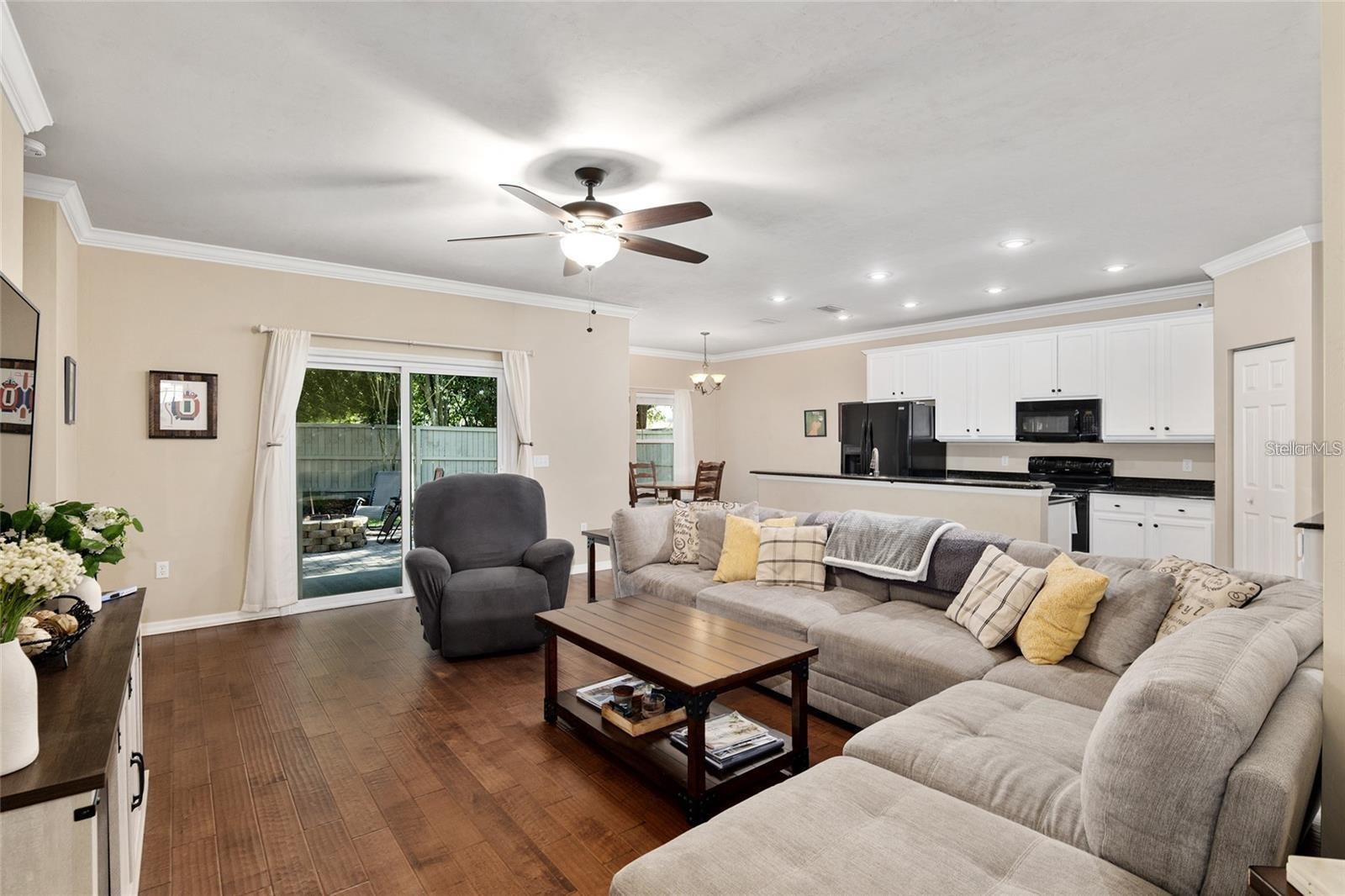 HAILE PLANTATION MARKET SQUARE - Residential Lease
