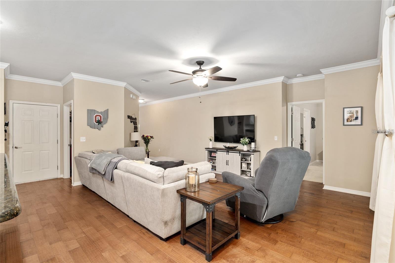 HAILE PLANTATION MARKET SQUARE - Residential Lease