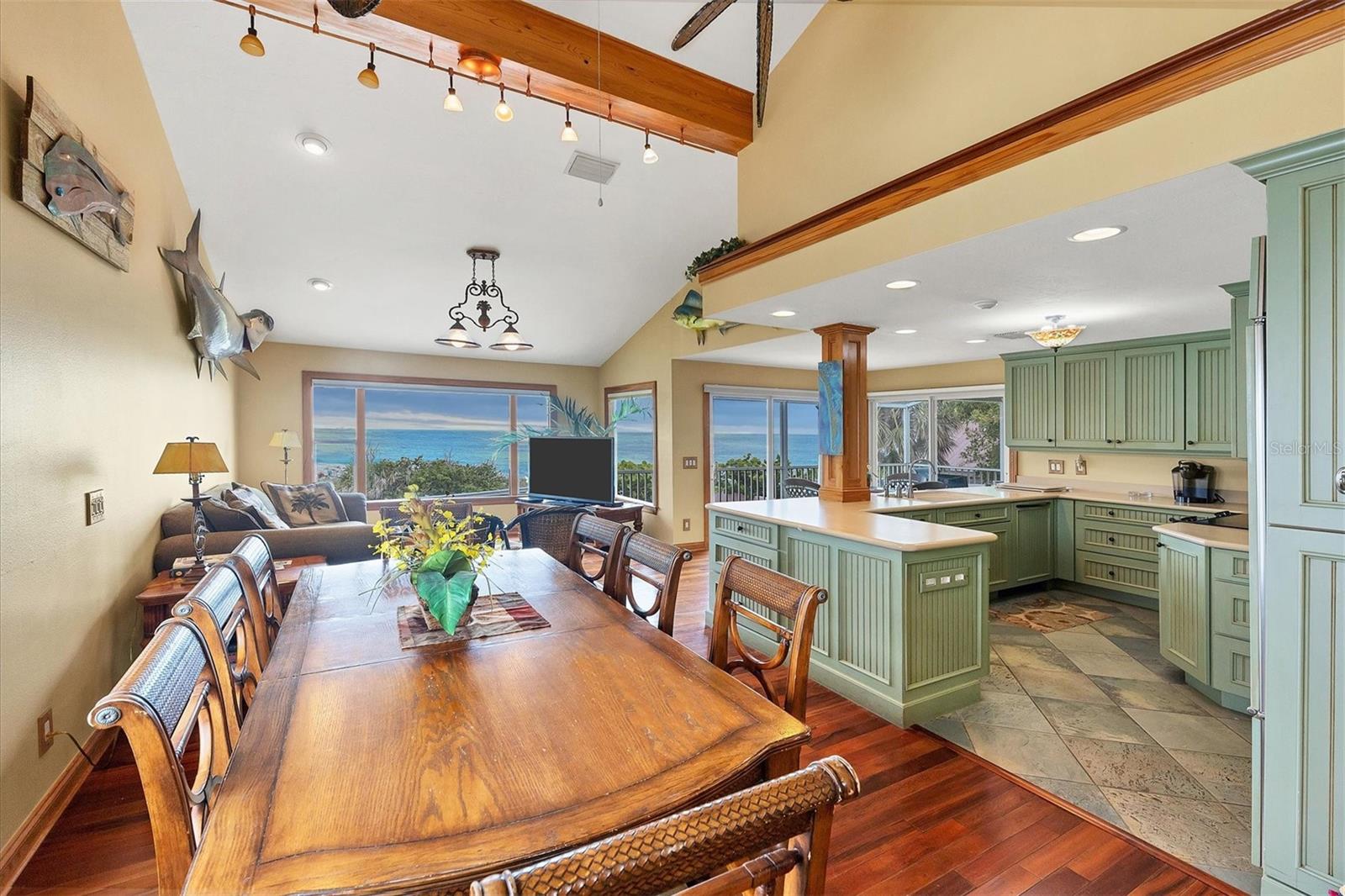 BOCA GRANDE INN INC - Residential