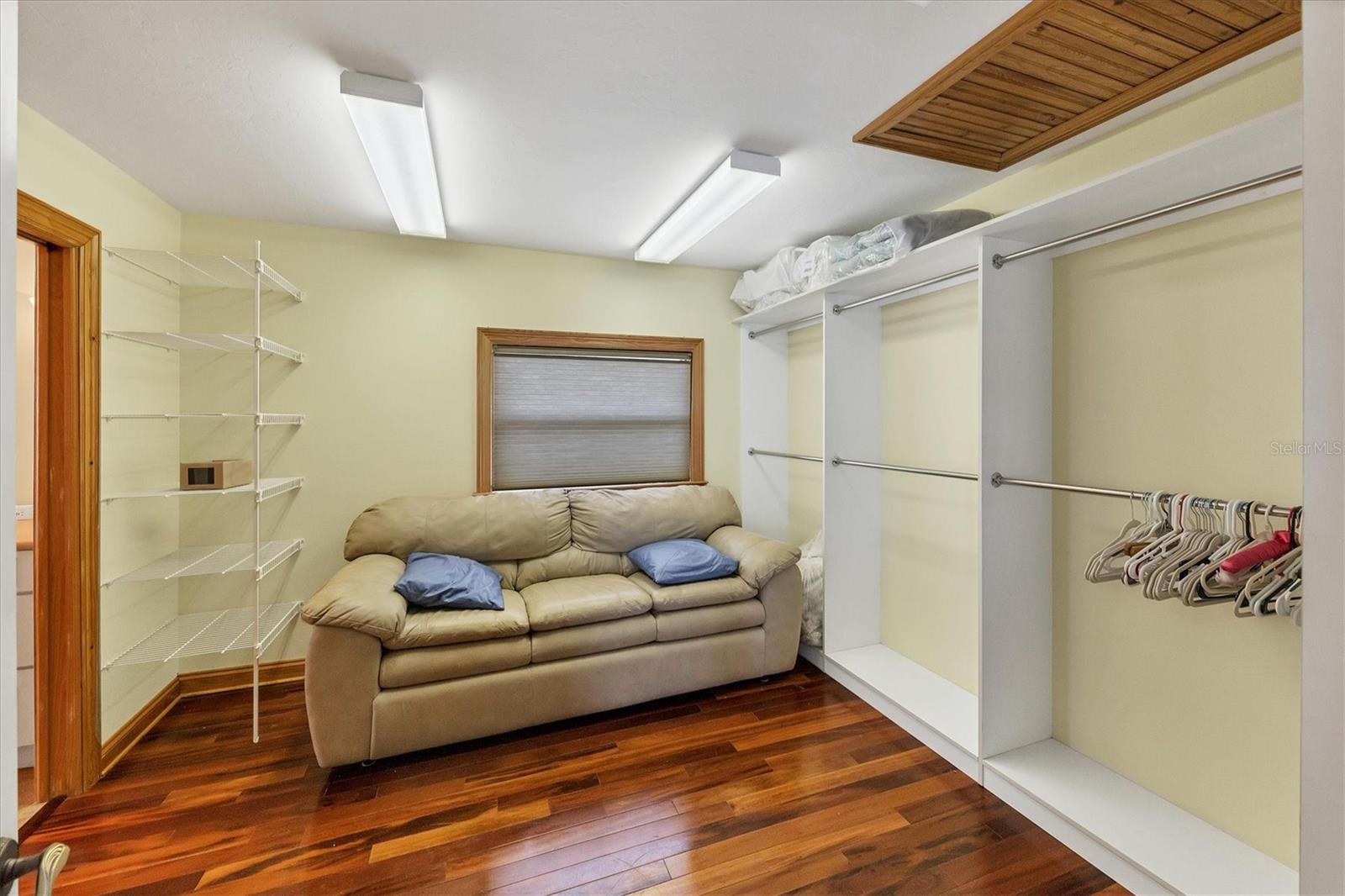 BOCA GRANDE INN INC - Residential