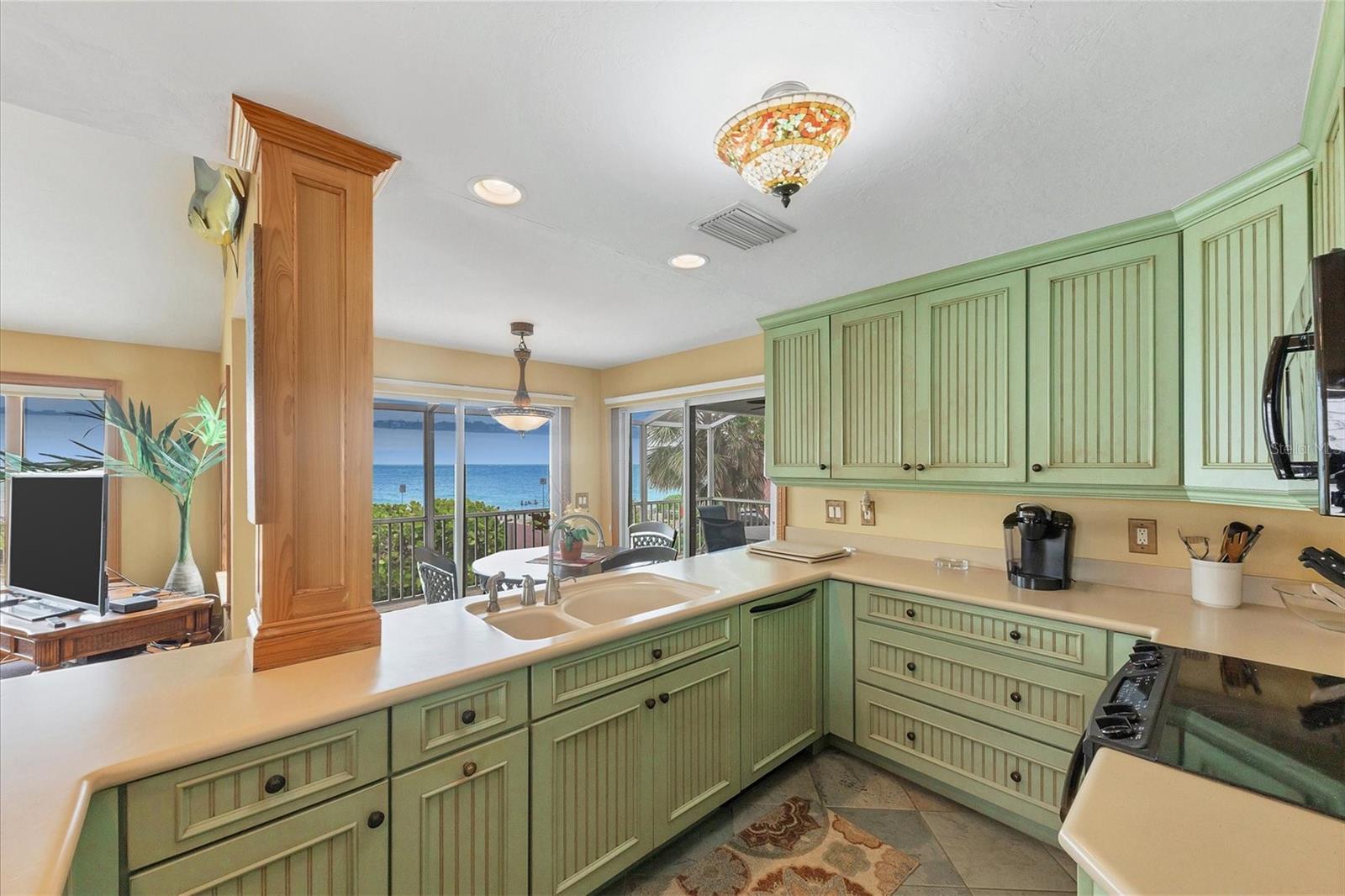 BOCA GRANDE INN INC - Residential