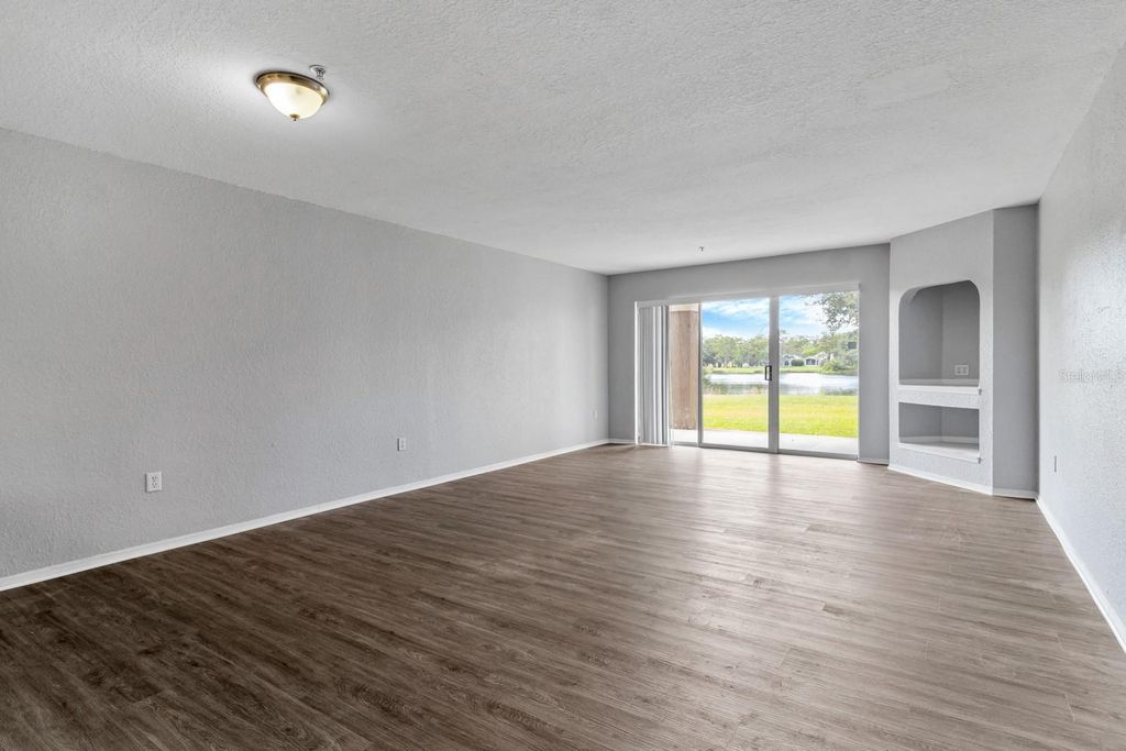 Photo of 13929 Fairway Island Drive #812, Orlando, FL 32837 (MLS # S5144773)