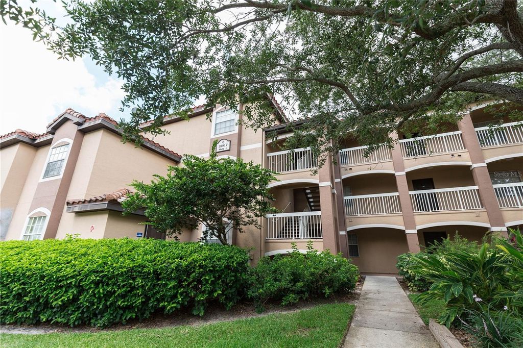 Photo of 13929 Fairway Island Drive #812, Orlando, FL 32837 (MLS # S5144773)