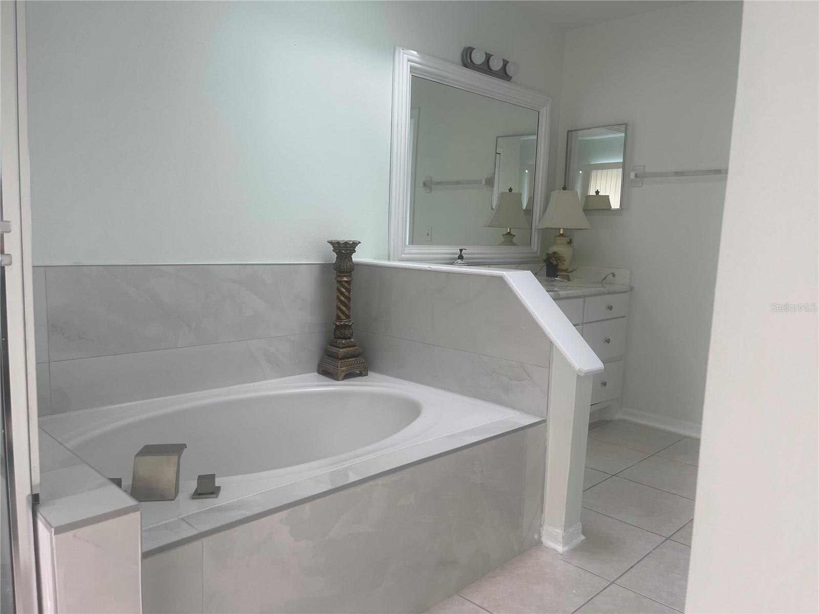 MORGAN POINT PH 01 - Residential Lease