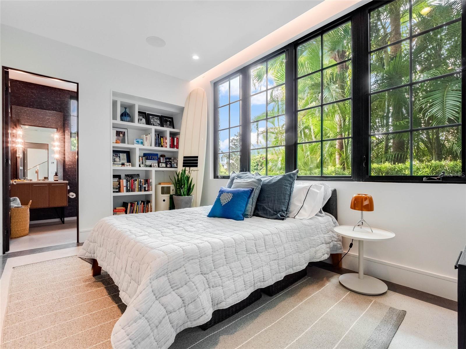 MORSE & PENNSYLVANIA TWNHMS - Residential