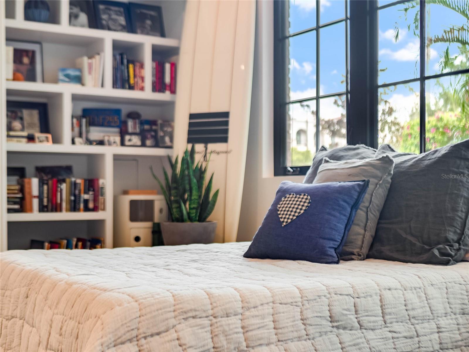 MORSE & PENNSYLVANIA TWNHMS - Residential