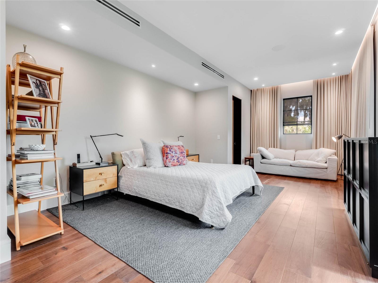 MORSE & PENNSYLVANIA TWNHMS - Residential