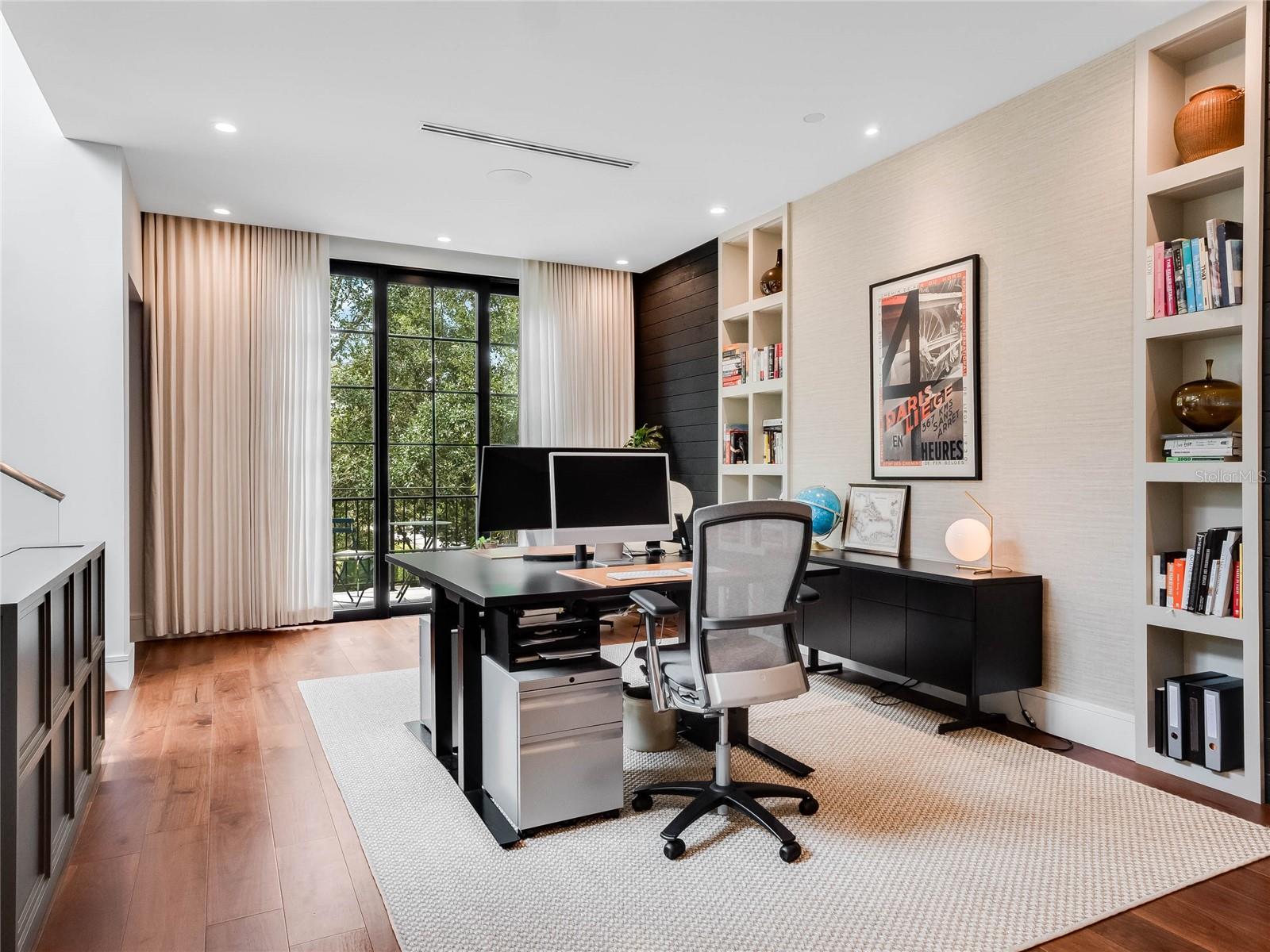 MORSE & PENNSYLVANIA TWNHMS - Residential