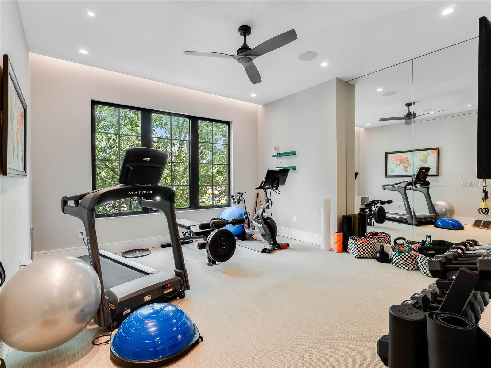 MORSE & PENNSYLVANIA TWNHMS - Residential