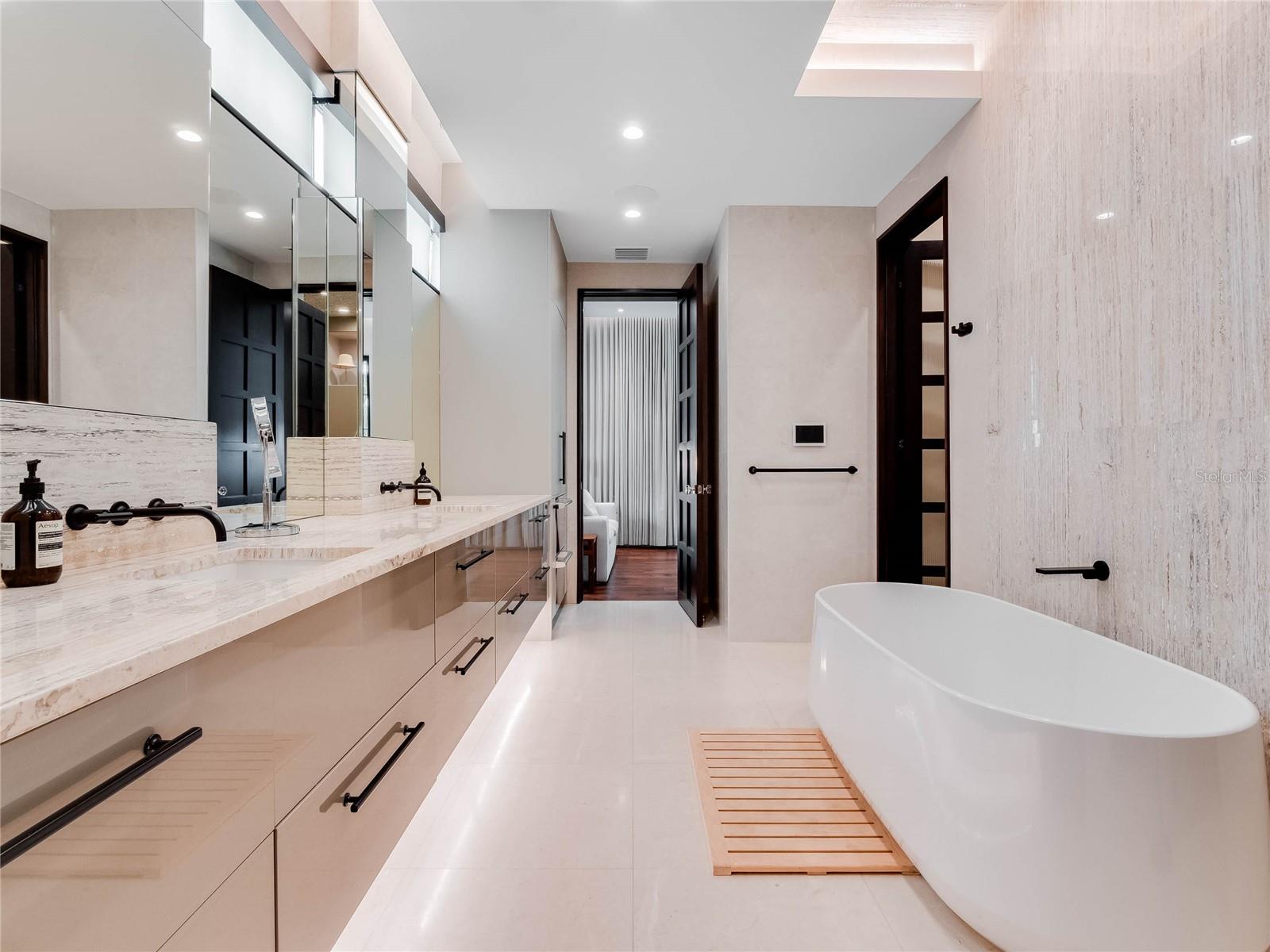 MORSE & PENNSYLVANIA TWNHMS - Residential