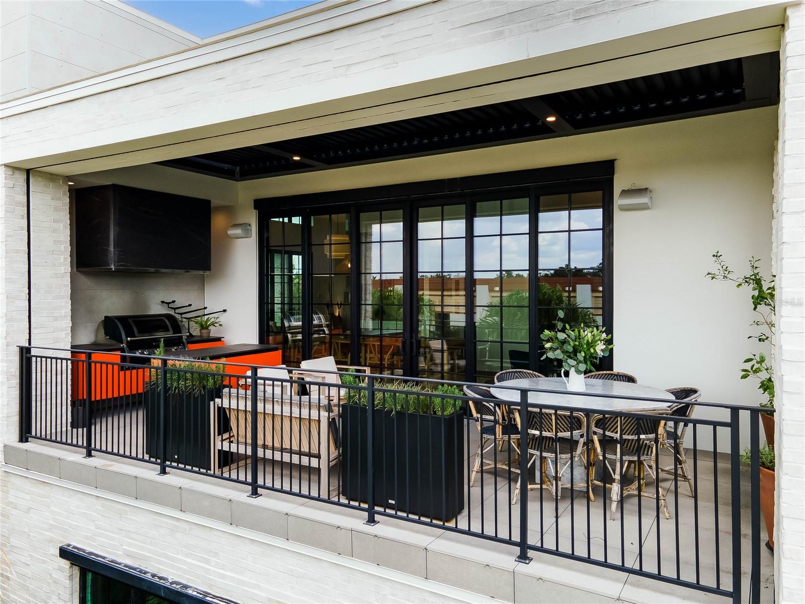 MORSE & PENNSYLVANIA TWNHMS - Residential