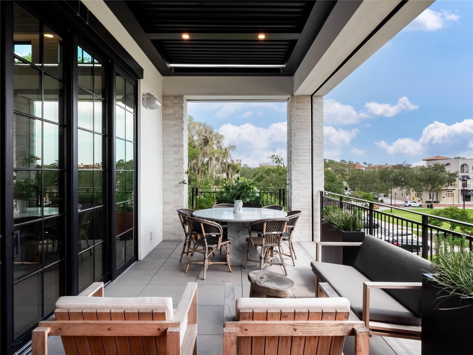 MORSE & PENNSYLVANIA TWNHMS - Residential