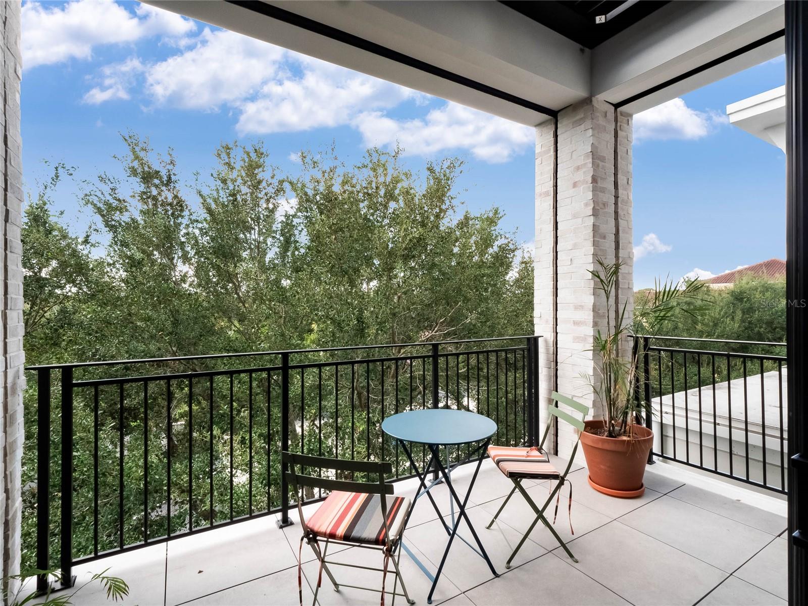 MORSE & PENNSYLVANIA TWNHMS - Residential