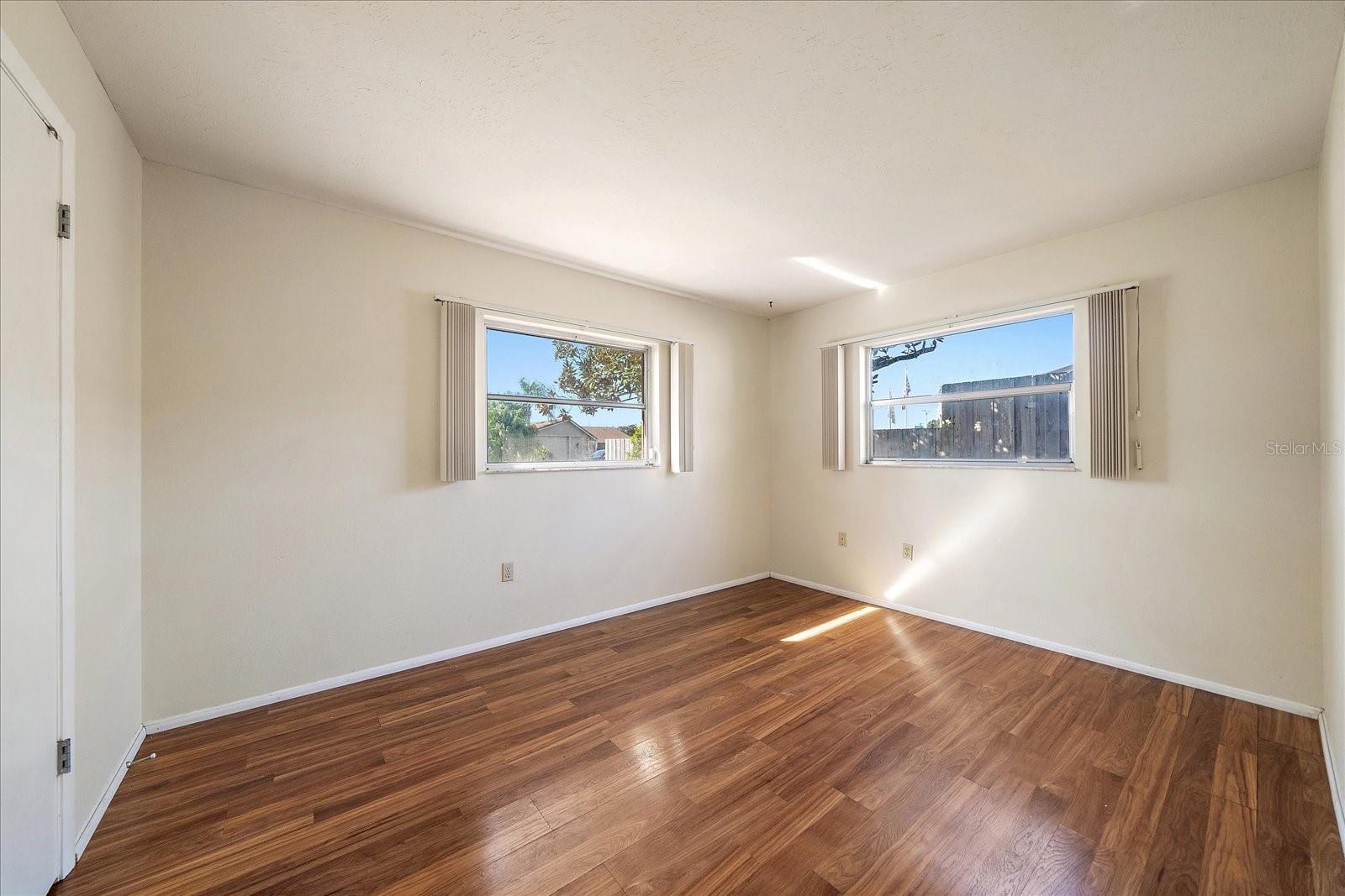 RIDGEWOOD ESTATES 19TH ADD - Residential