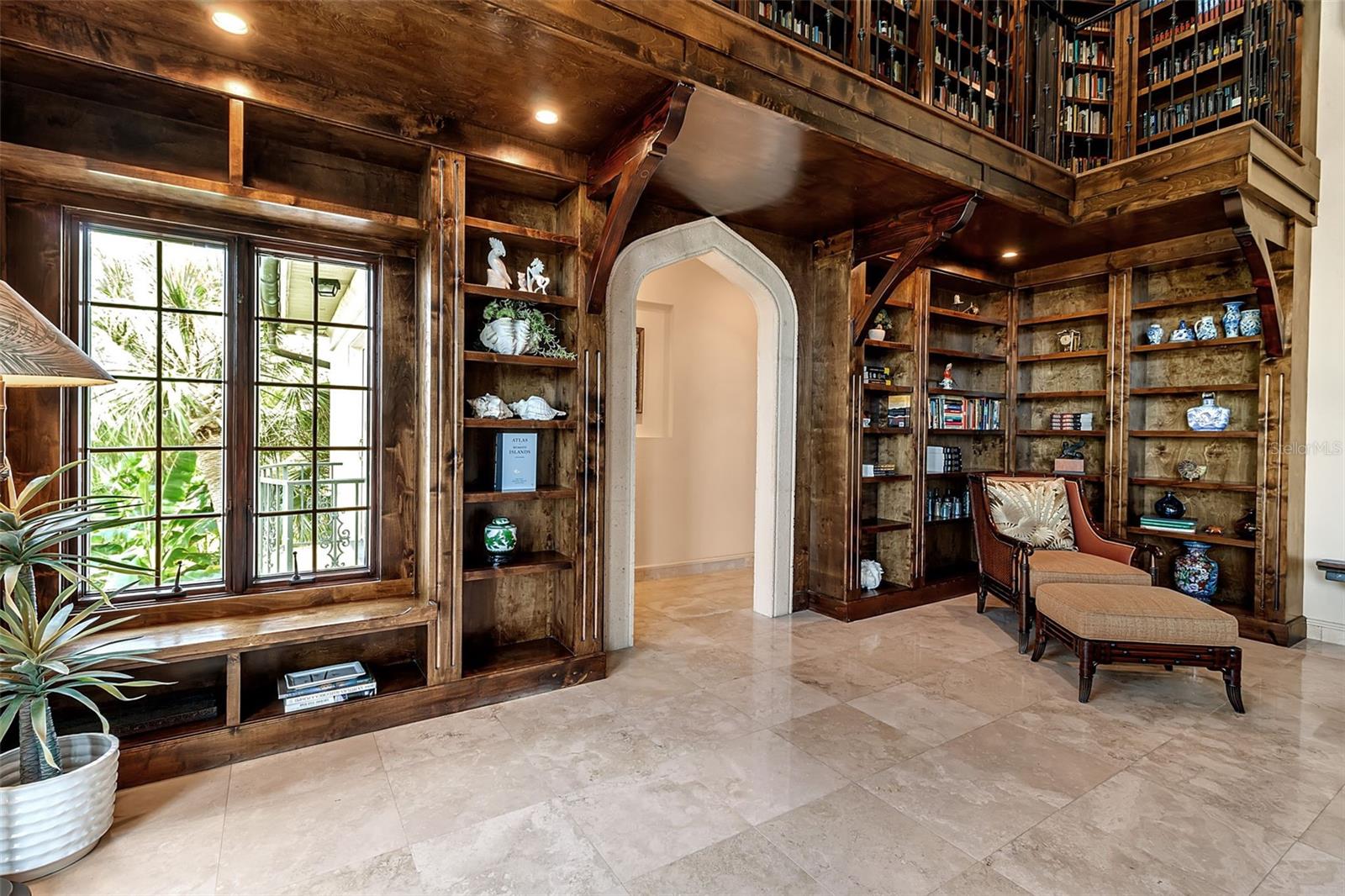 BAY ISLAND SHORES - Residential