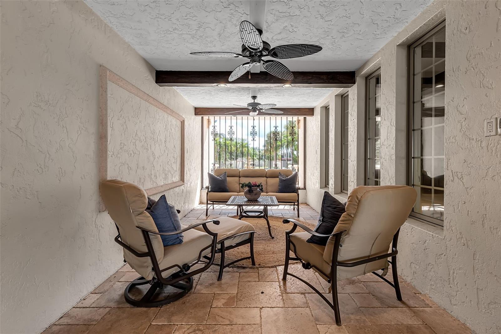 BAY ISLAND SHORES - Residential