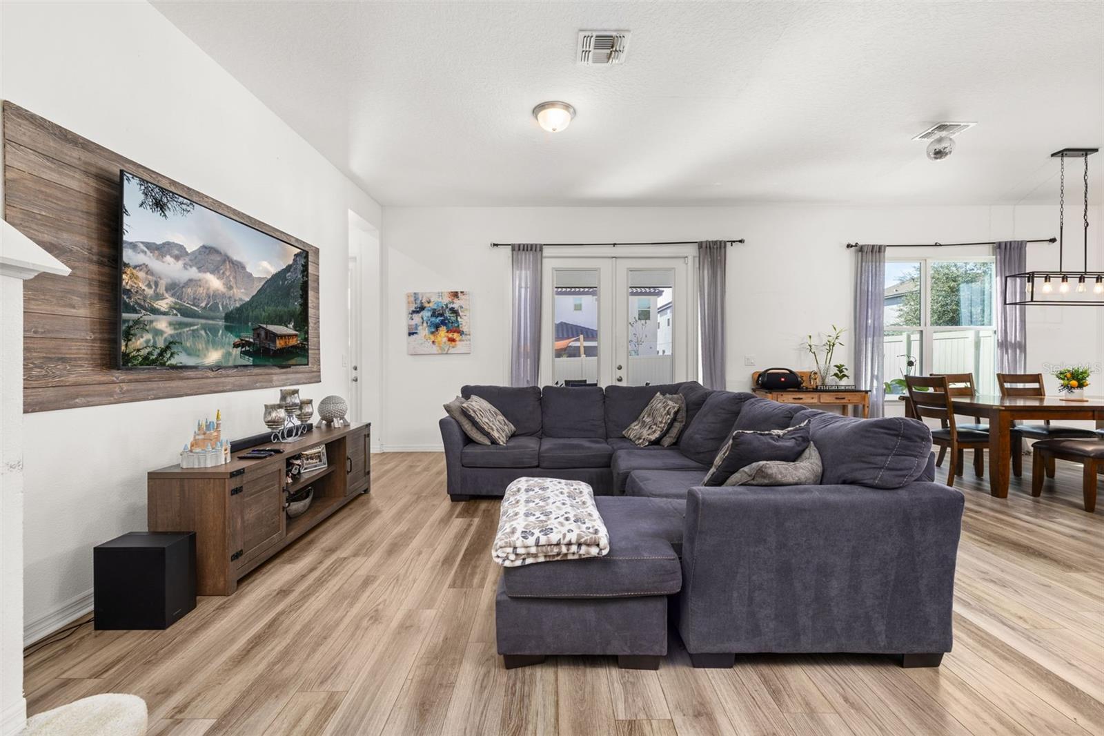 WATERMARK - Residential