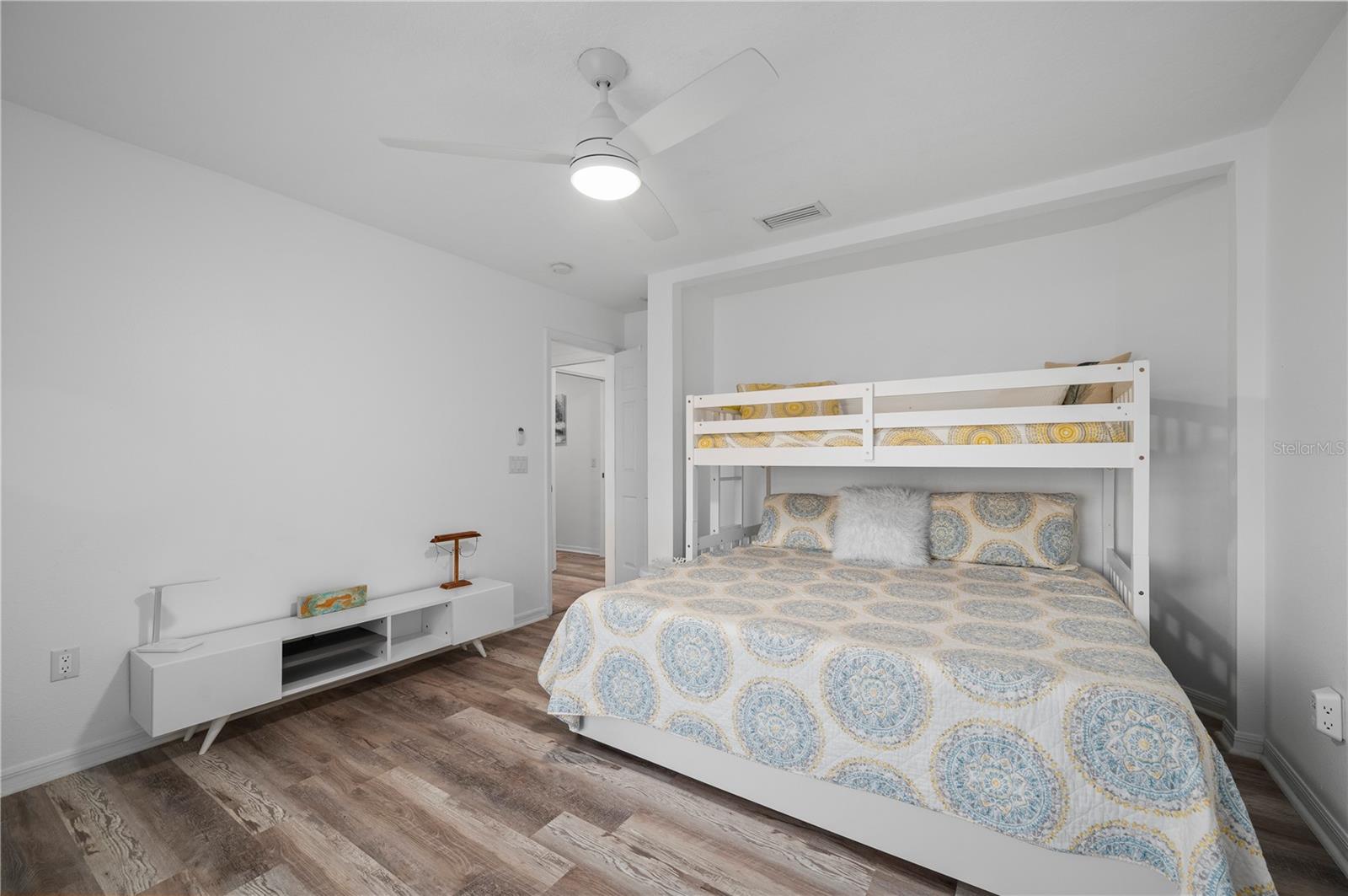 PORT CHARLOTTE SEC 054 - Residential Lease