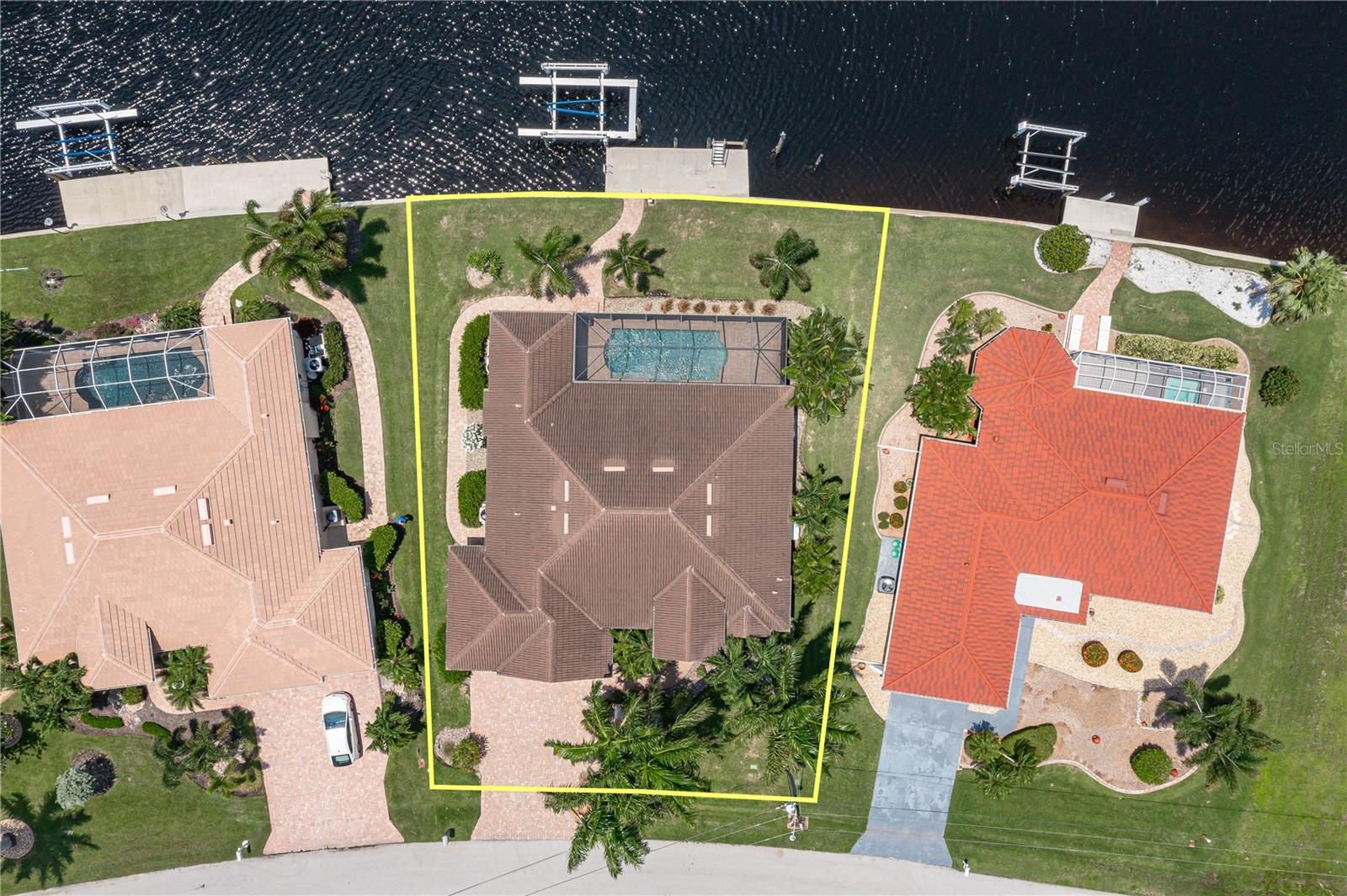 PUNTA GORDA ISLES SEC 14 - Residential