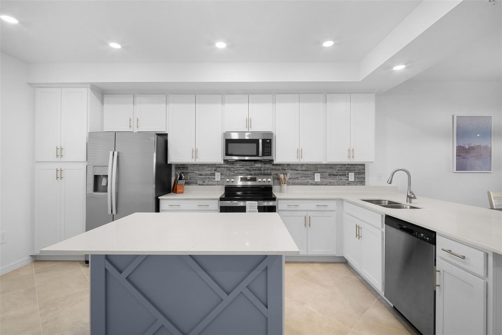 TERRACE II AT WELLEN PARK - Residential