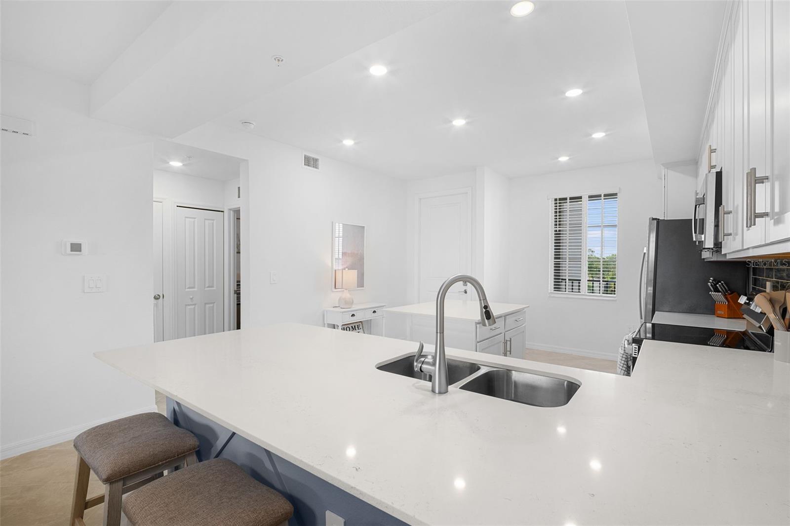 TERRACE II AT WELLEN PARK - Residential
