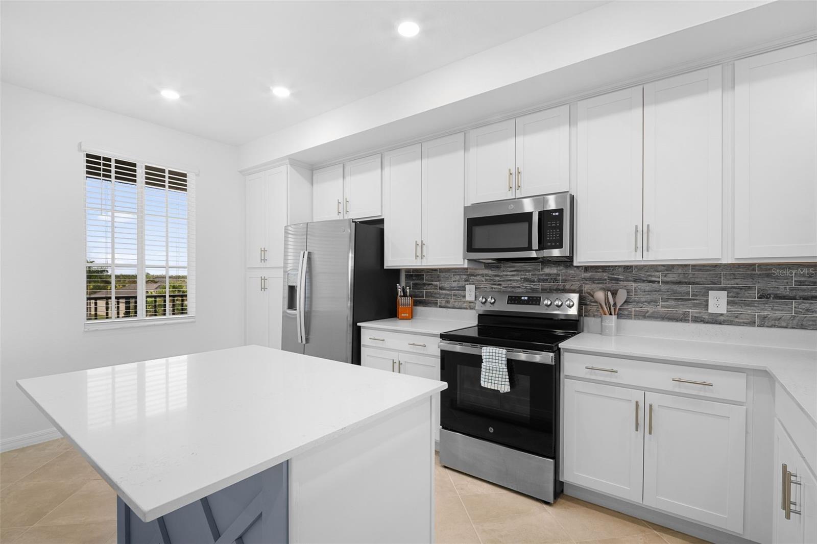 TERRACE II AT WELLEN PARK - Residential