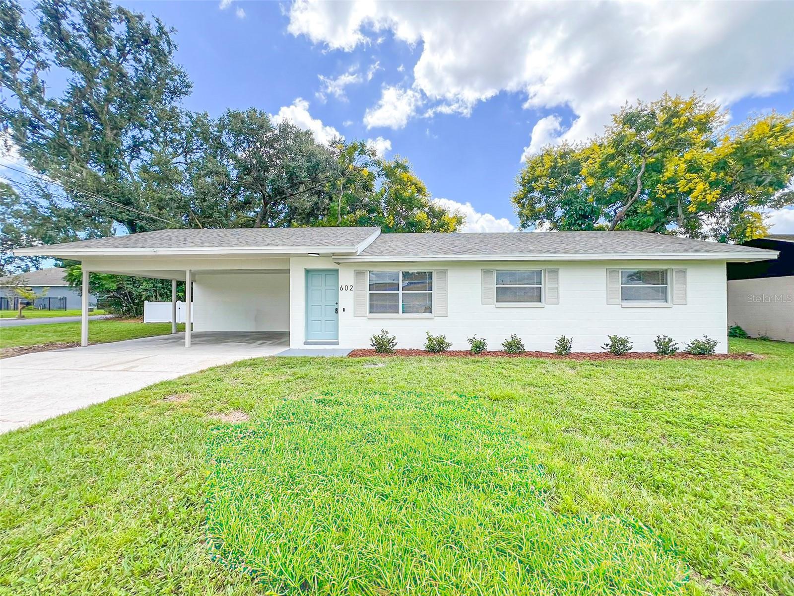ALAMO VILLAGE - Residential Lease