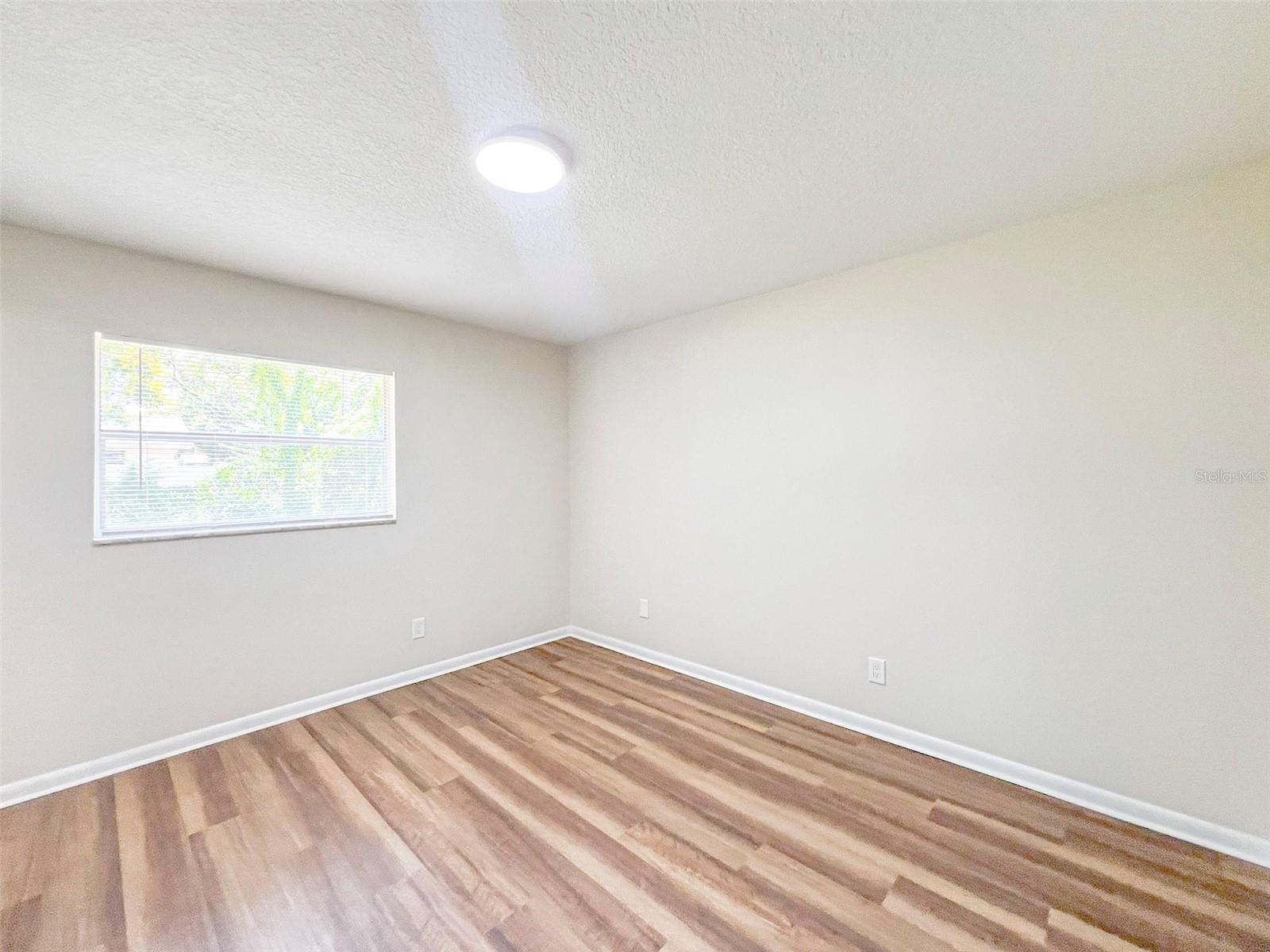 ALAMO VILLAGE - Residential Lease