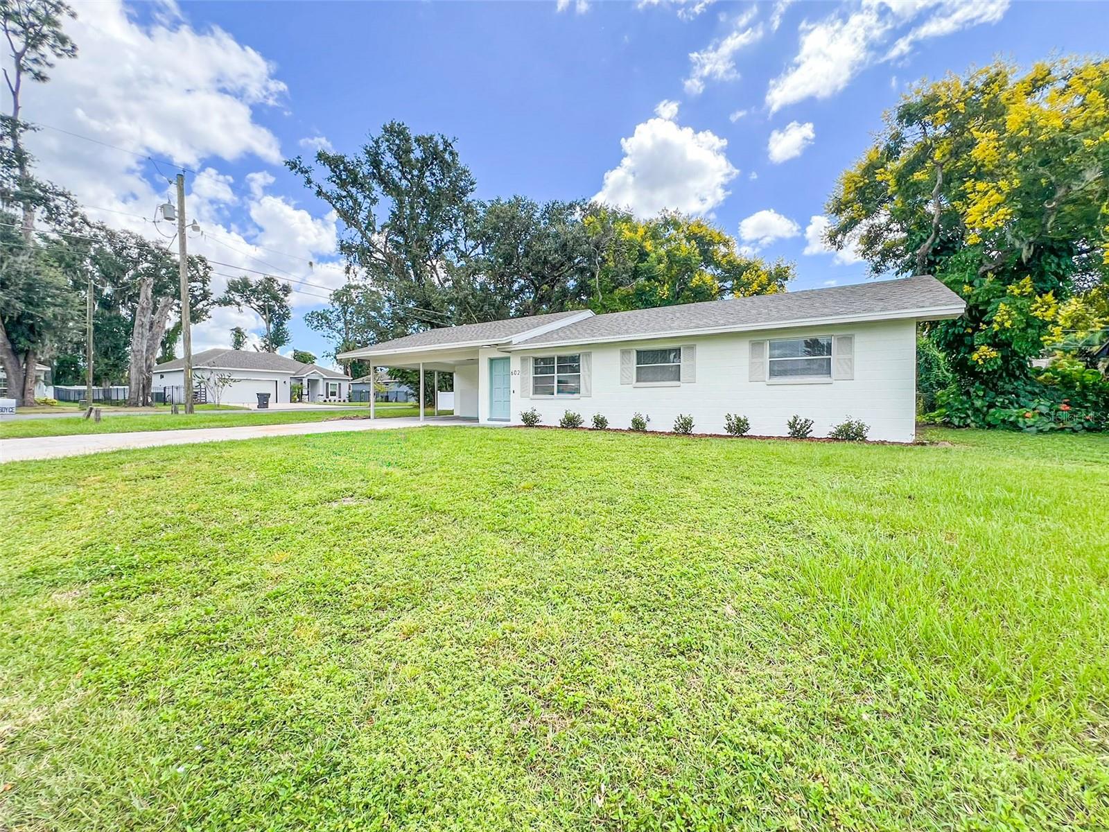 ALAMO VILLAGE - Residential Lease