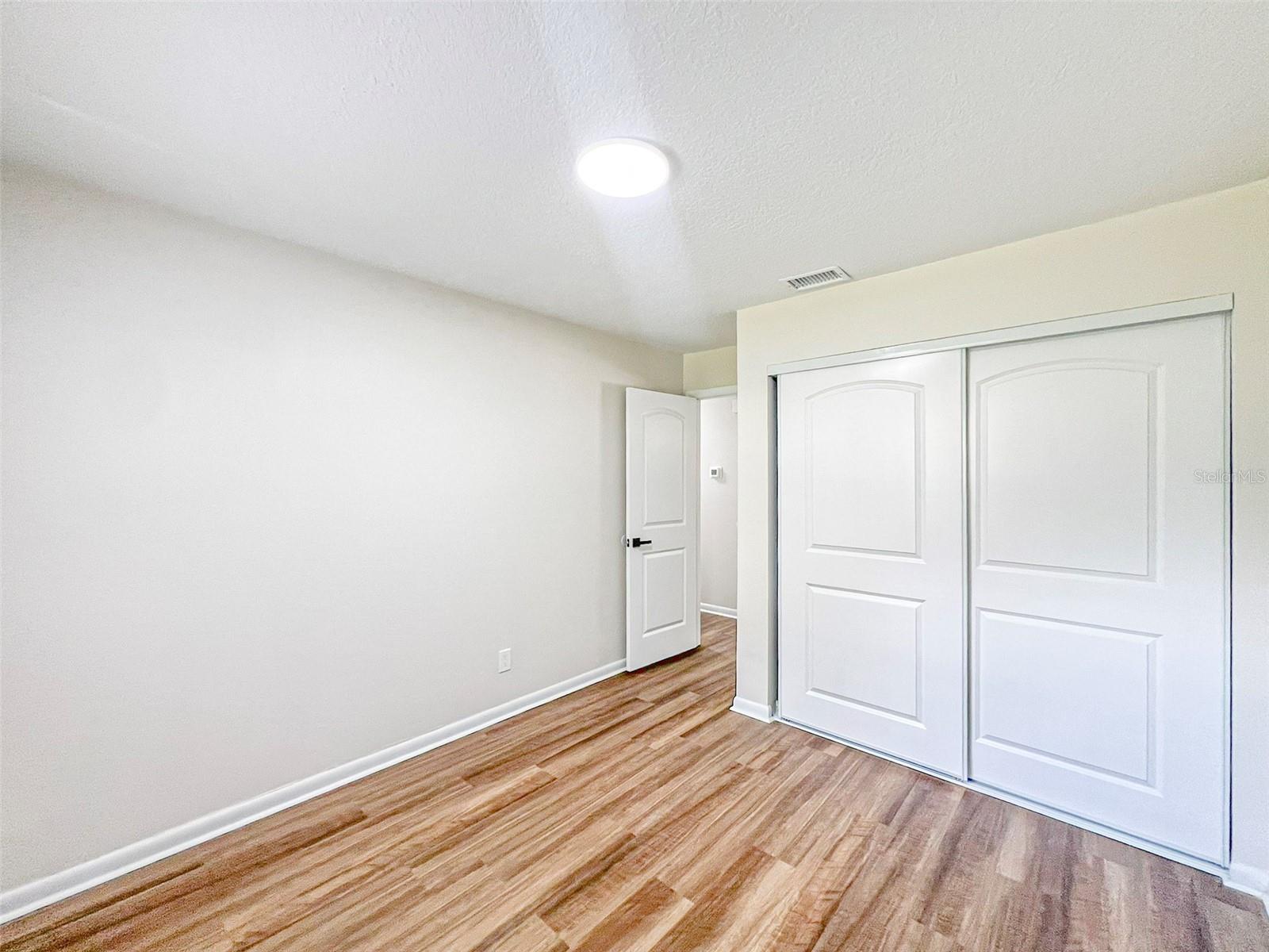 ALAMO VILLAGE - Residential Lease
