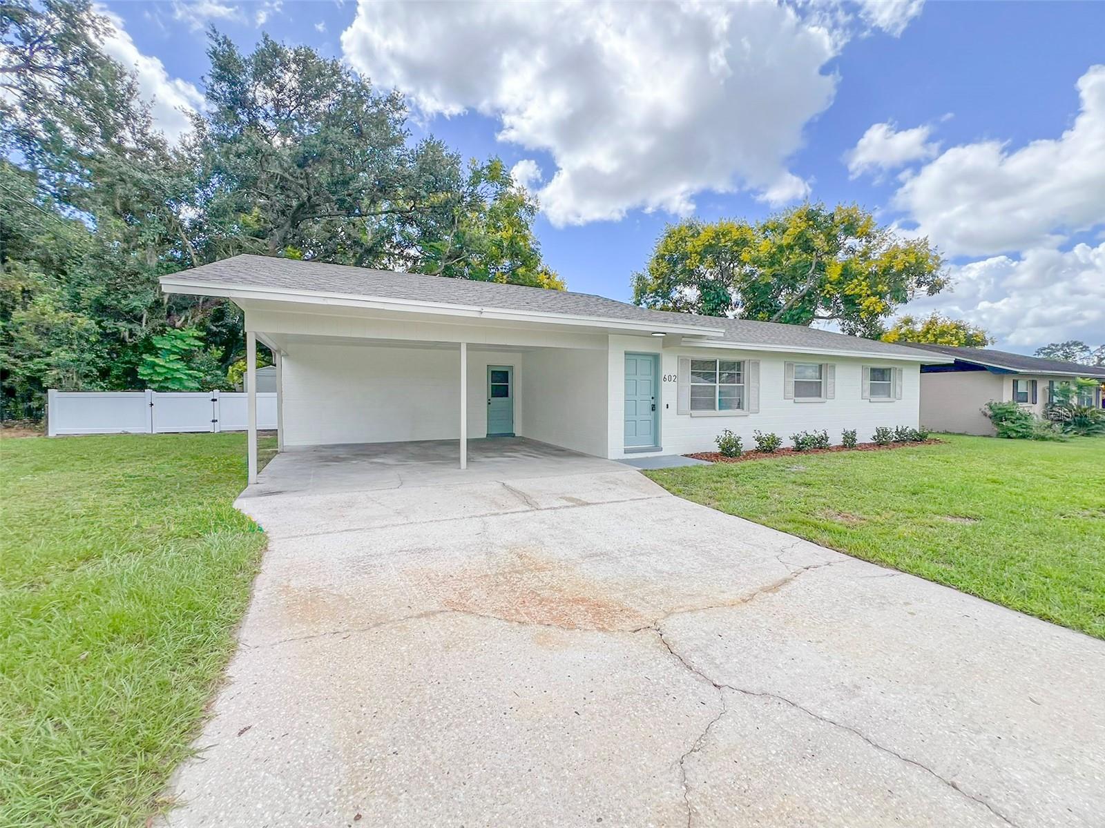 ALAMO VILLAGE - Residential Lease