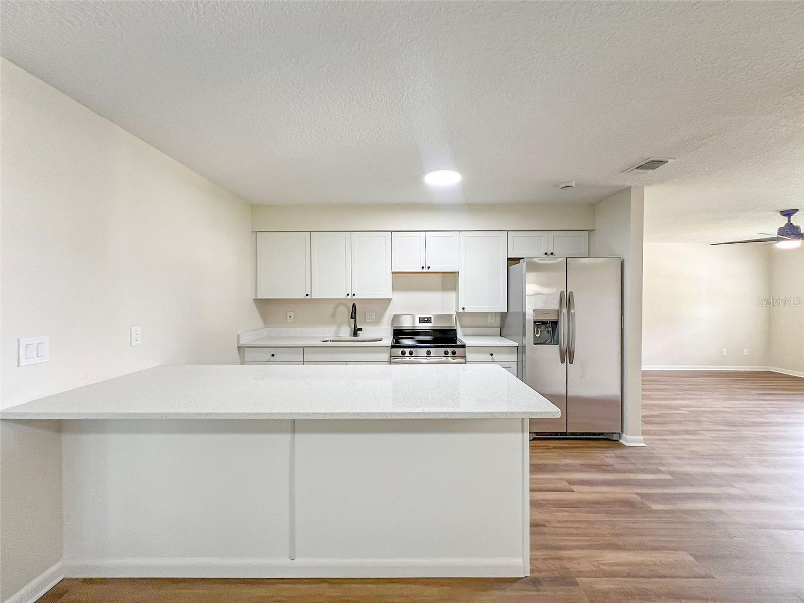 ALAMO VILLAGE - Residential Lease