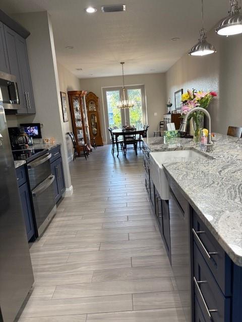 TAYLOR - Residential