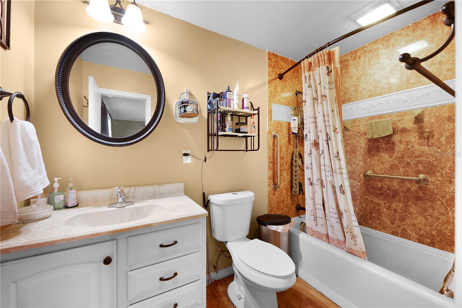 WEDGEWOOD - Residential