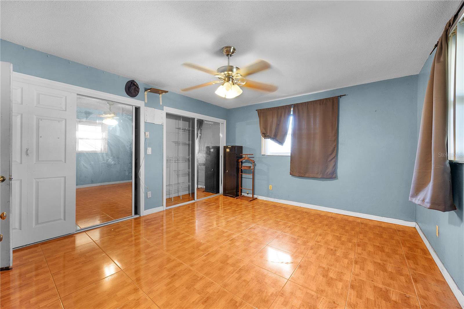 WEDGEWOOD - Residential