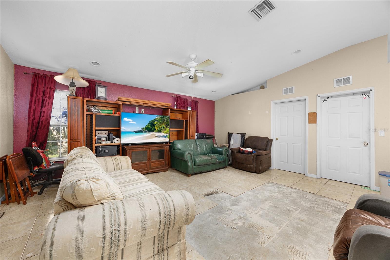 WEDGEWOOD - Residential